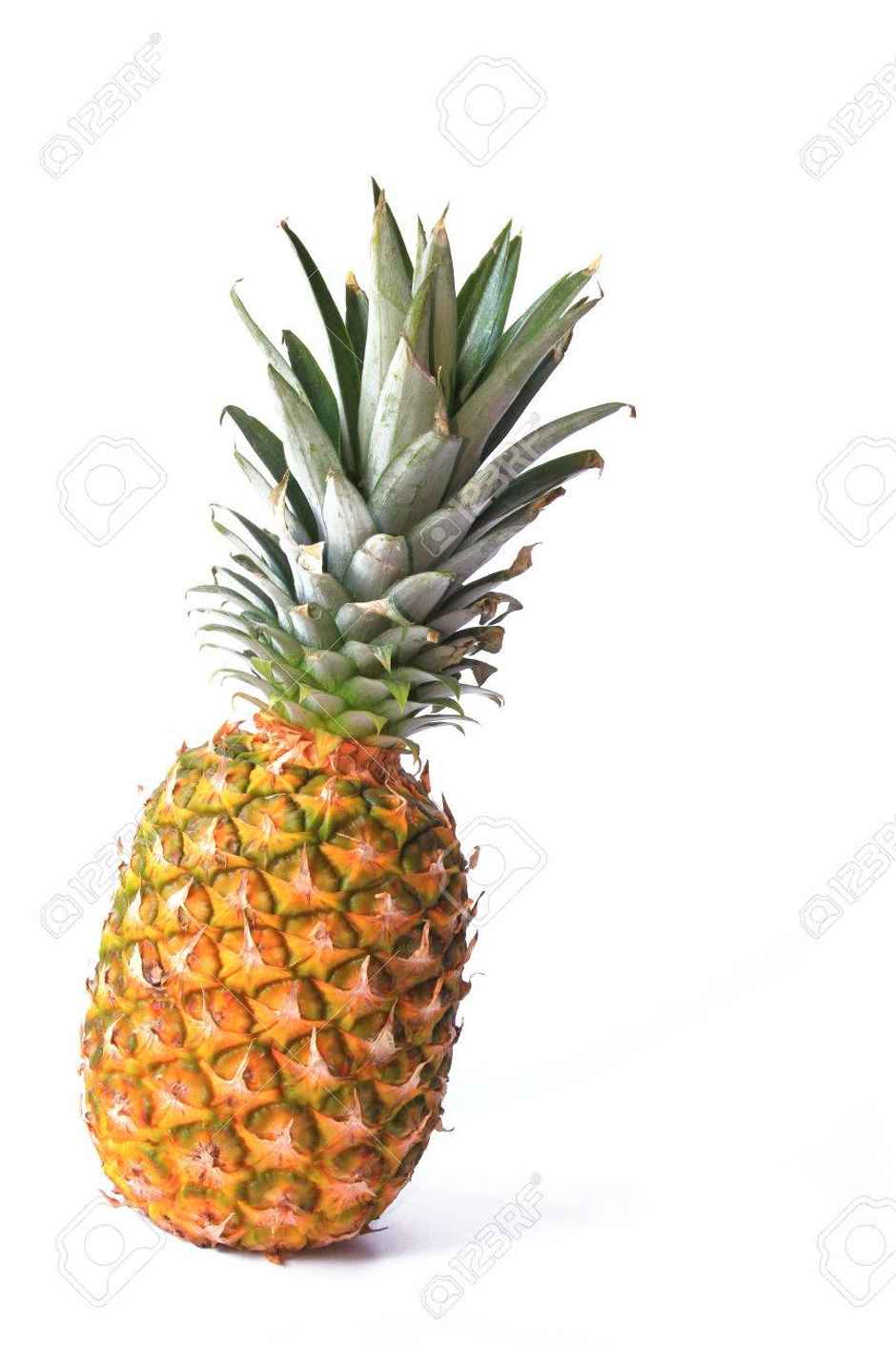 Pineapple (Annachi Pazham) Semi Ripe