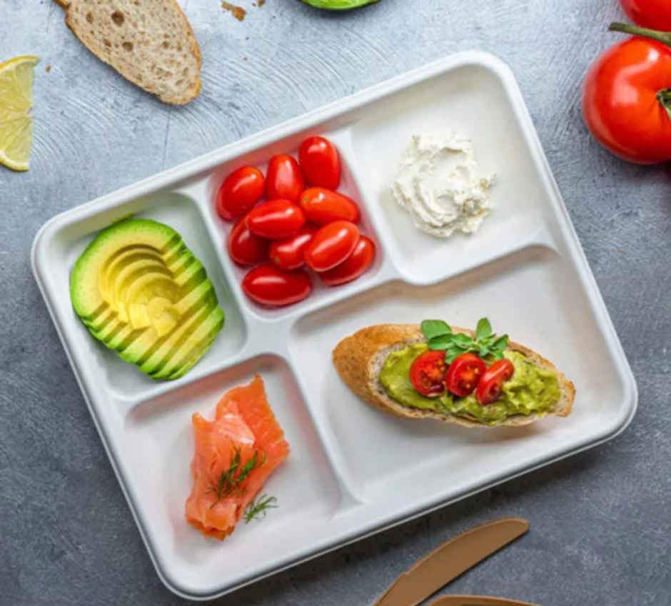Sugarcane Fibre Disposable Plate | 21.59 x 26.04 cm | 5 Compartments