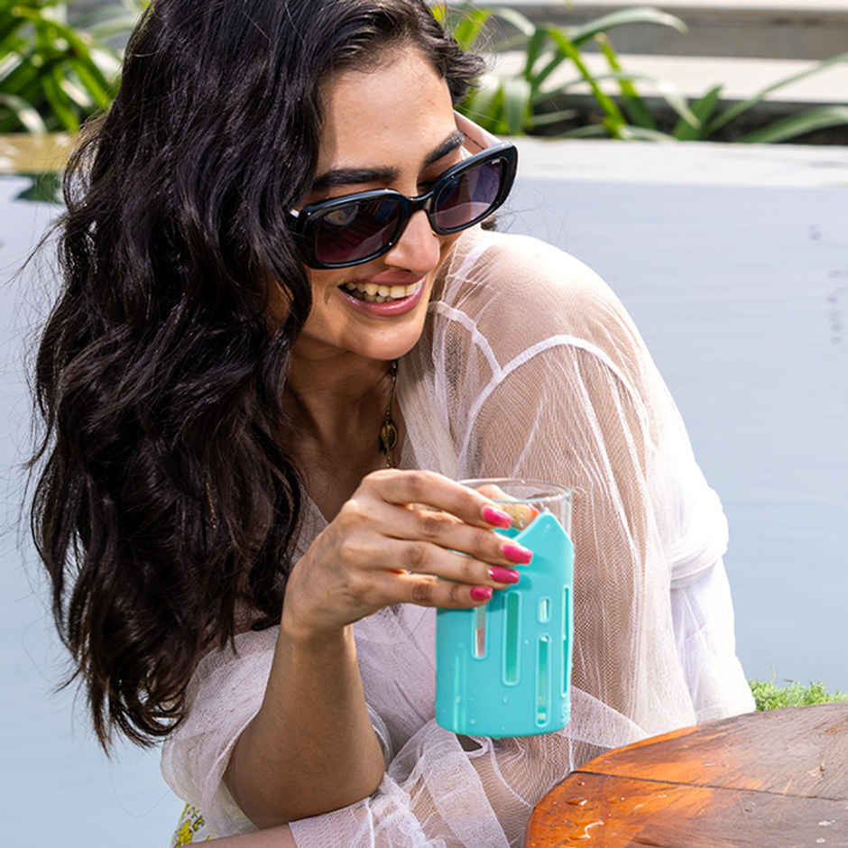 Glasafe Grip 'N' Sip Borosilicate Drinkig Glass With Protective Silicone Sleeve (Mellow Mist) 350Ml