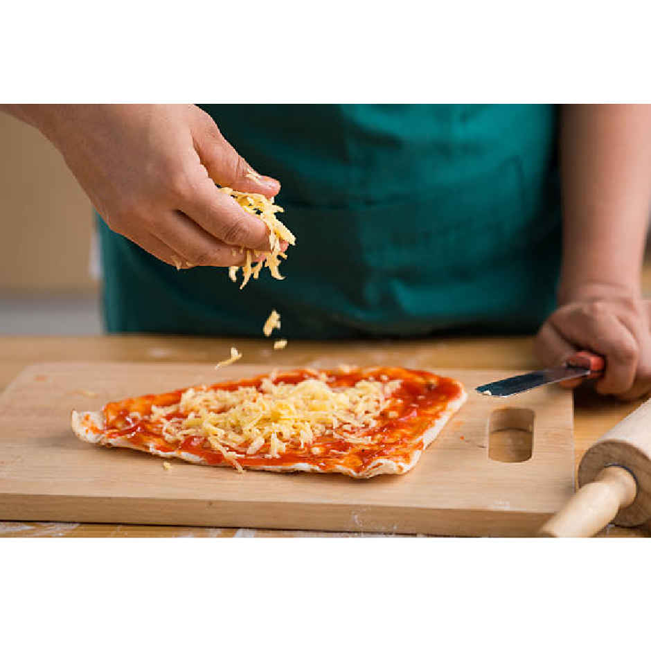 Nutoras Cheddar Cheese- Small Cubes