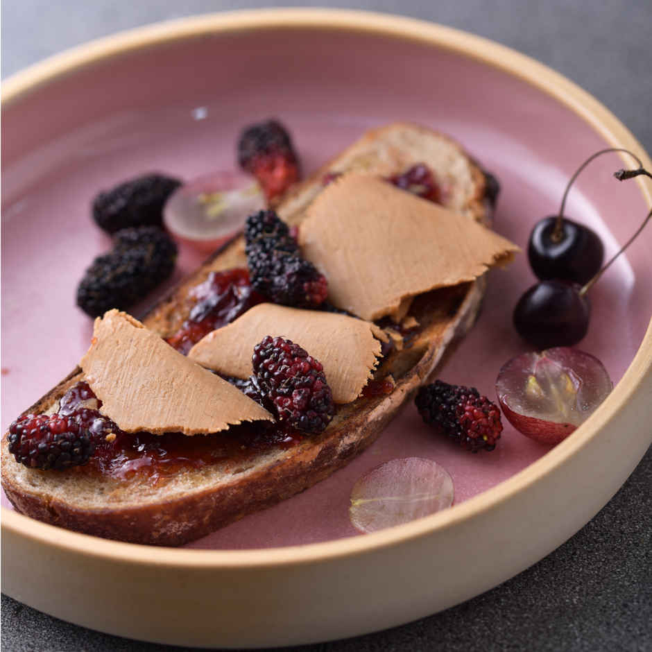 ELEFTHERIA Brunost Cheese