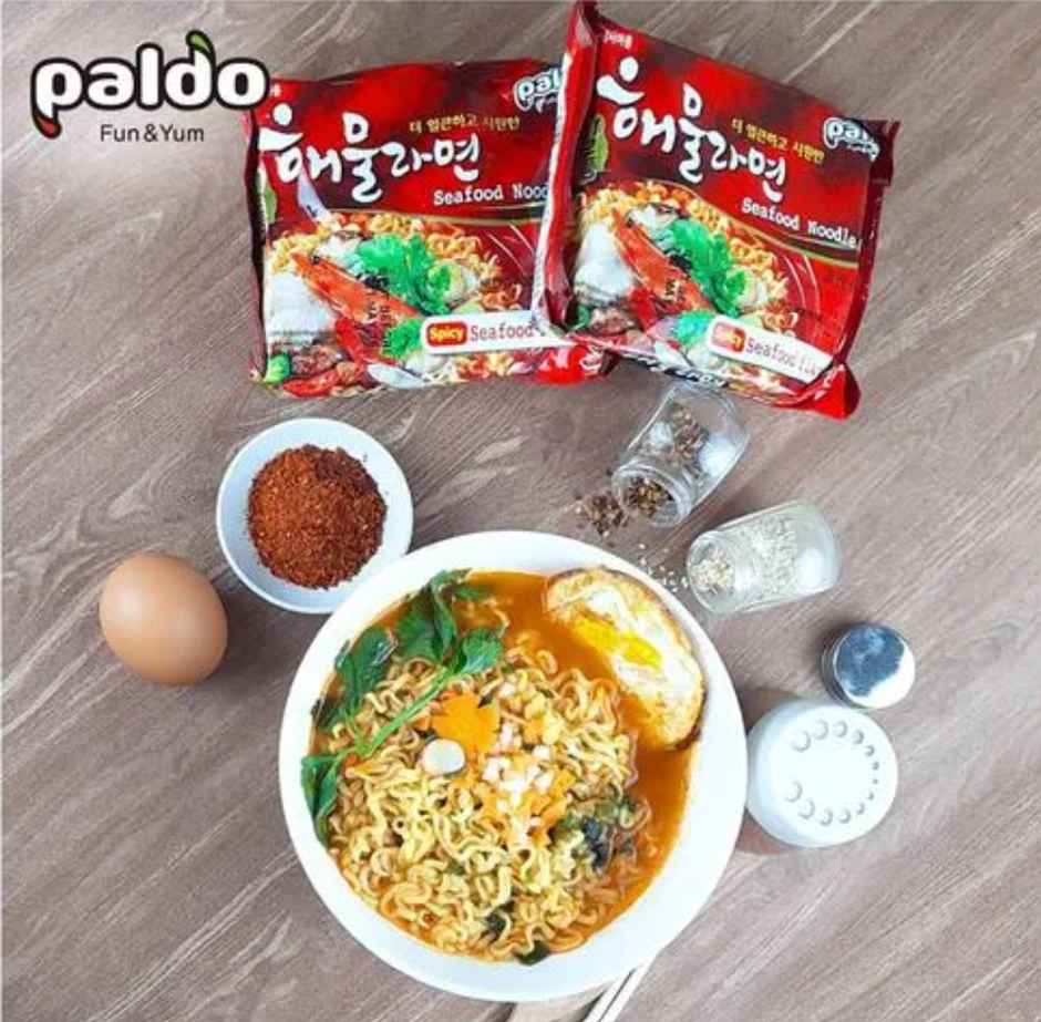 Paldo Seafood Spicy Korean Noodles Non Veg