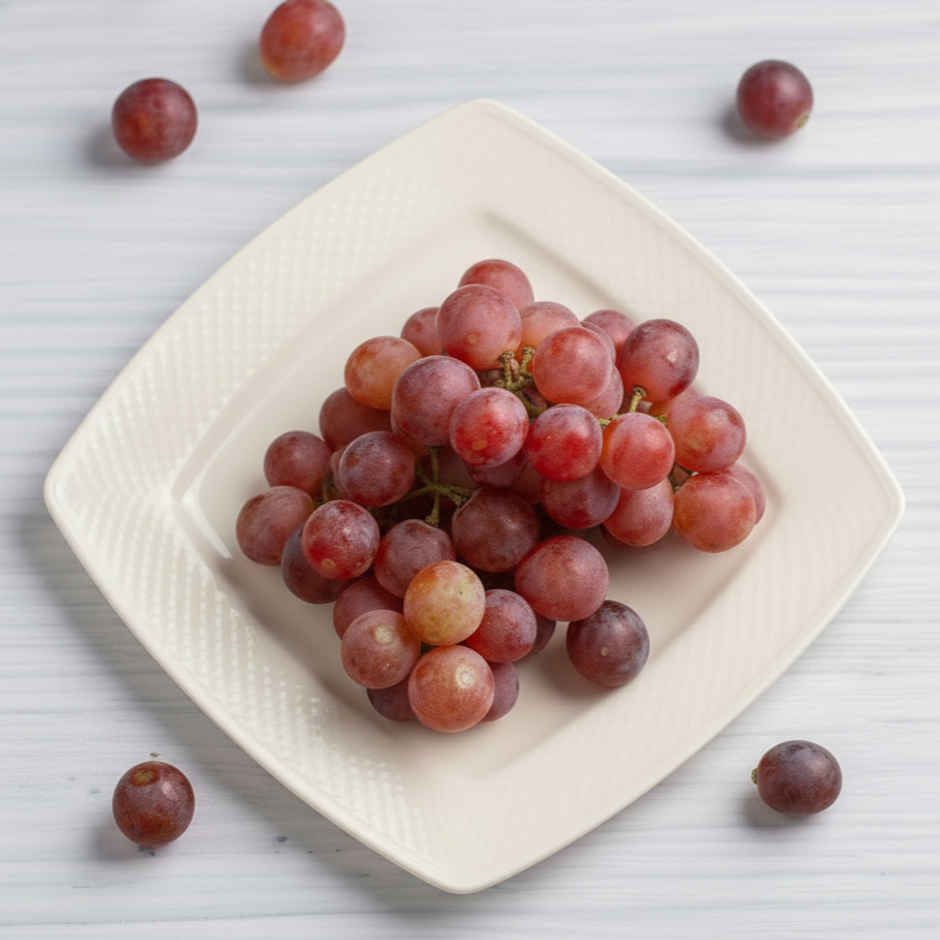 Grapes Red Globe Indian