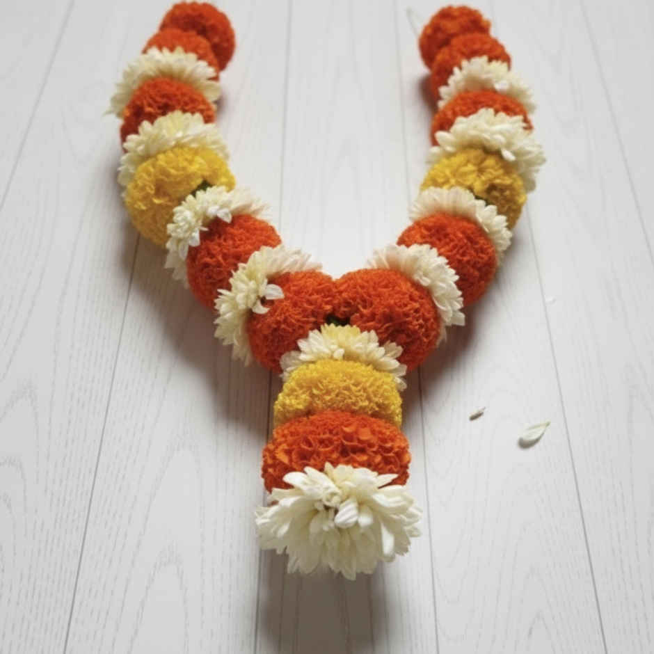 Pooja Garland