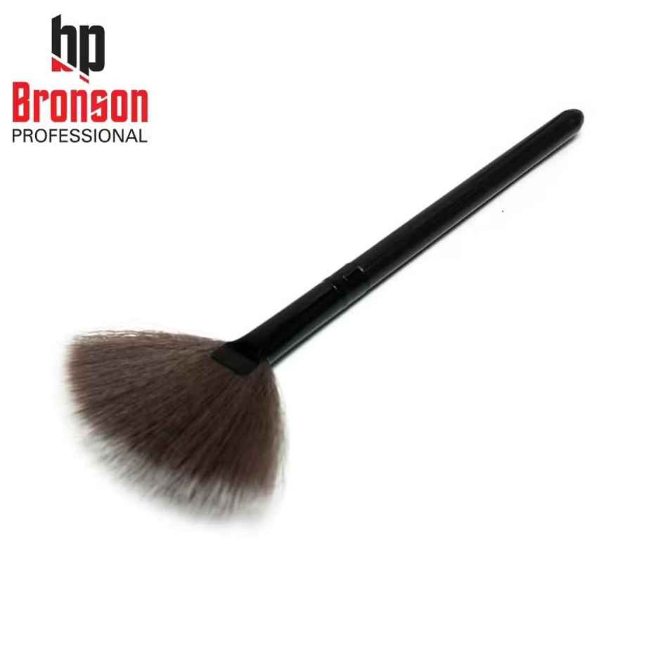 Bronson Professional Fan Brush