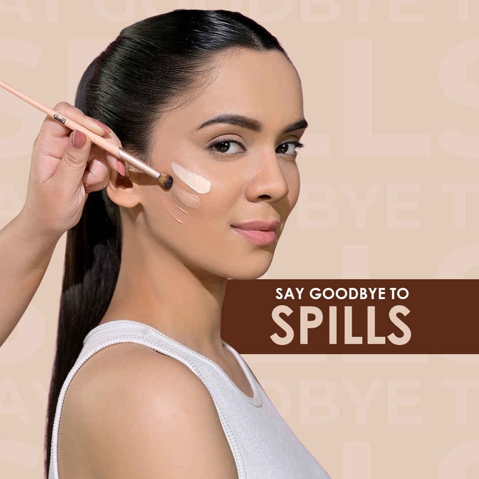 Glam21 Velvet Touch Oil Control Silk Foundation | Caramel