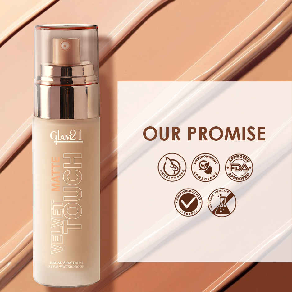 Glam21 Velvet Touch Oil Control Silk Foundation | Caramel
