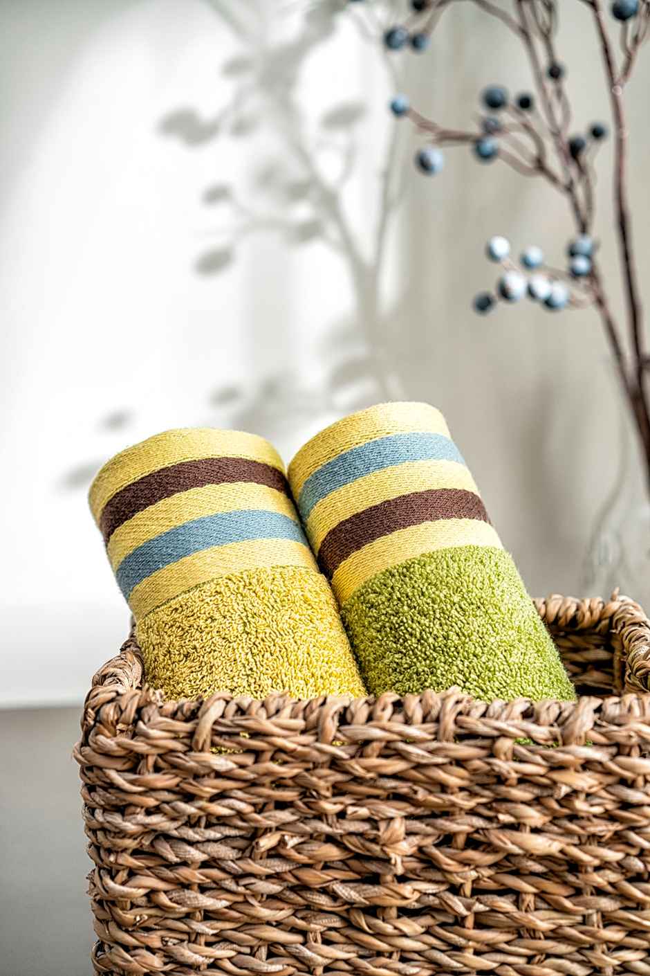 D'Decor Zero Twist Premium Cotton Hand Towel | High Absorbency | Green Lemon Multi