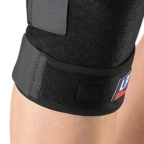 LP Support Extreme Closed Patella Knee Support 756Ca | Universal