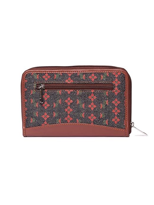 ZOUK Shobha Niwas Lotus Motif Chain Wallet (CFC)