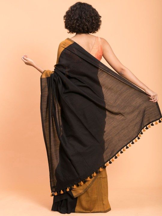 Suta Gold-Toned & Black Colourblocked Saree