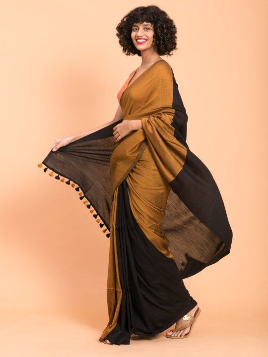 Suta Gold-Toned & Black Colourblocked Saree