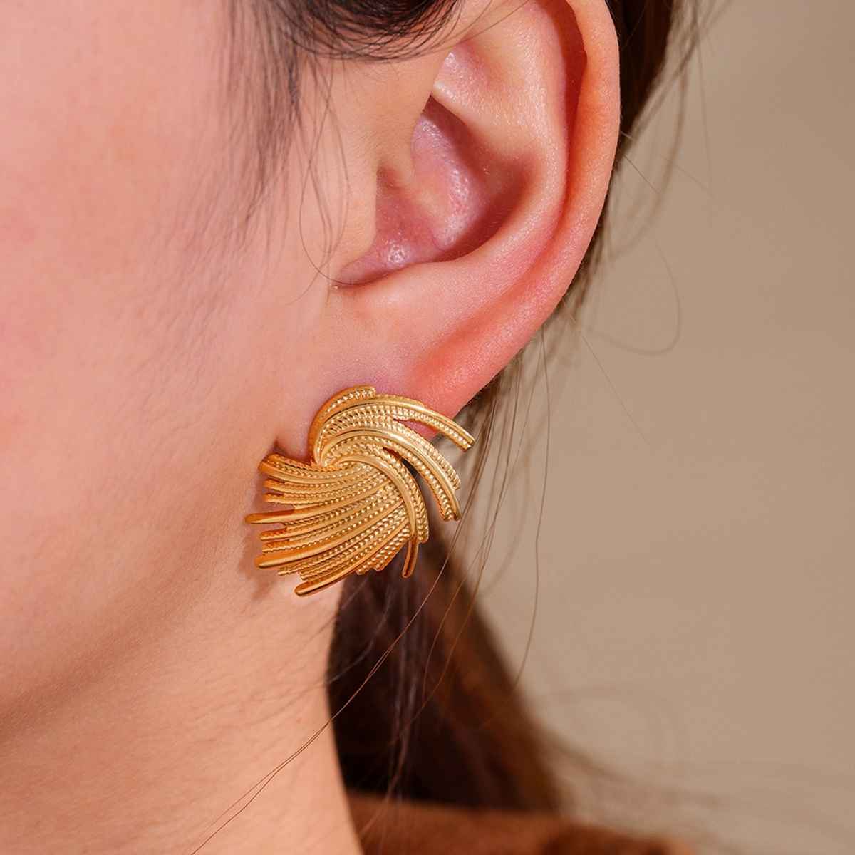 Just Lil Things Exquisite Textured Gold Feather Earrings | jlt11507
