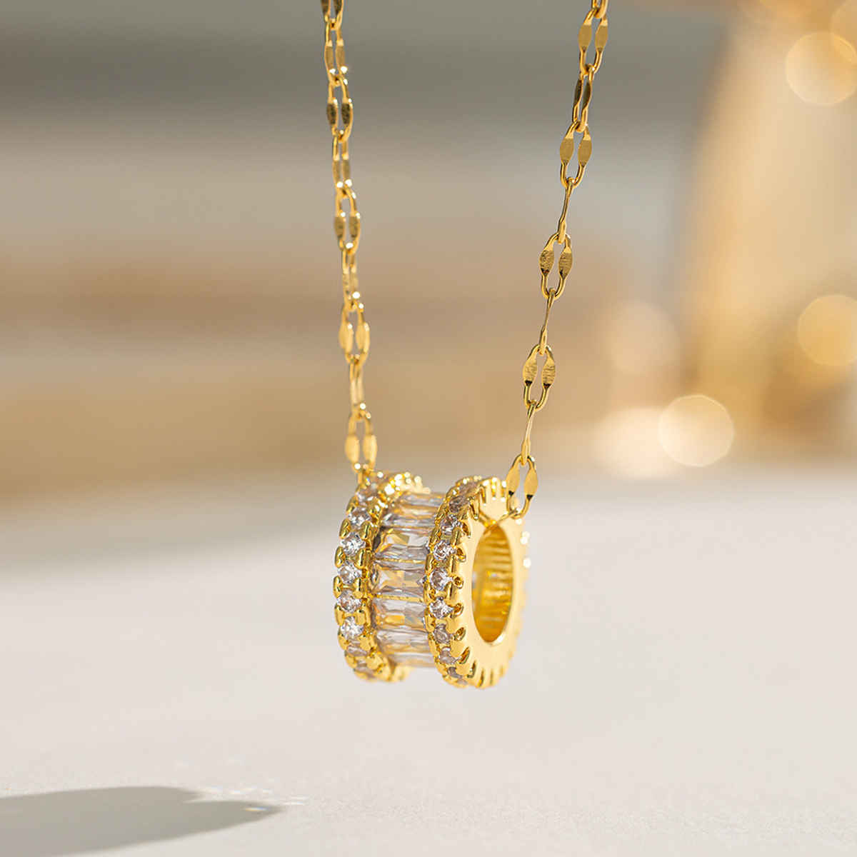 Beautynx Pave Crystal Cylinder Necklace | Gold | BNX-NK-0025
