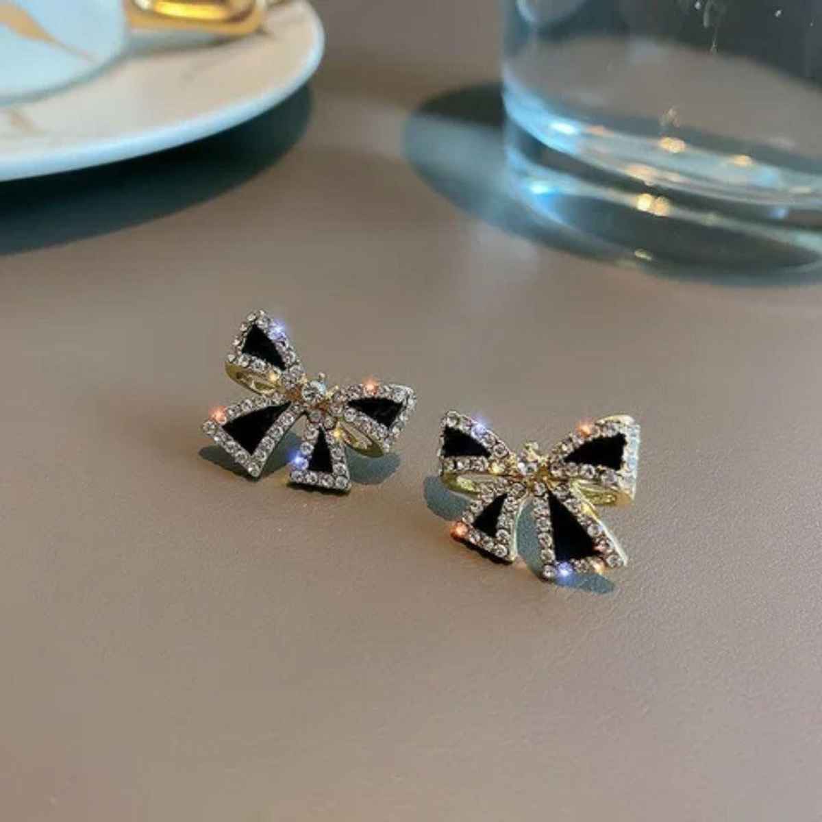 Estailo Fashion Women's Jewellery Earrings Black Gold One Size | E0001329