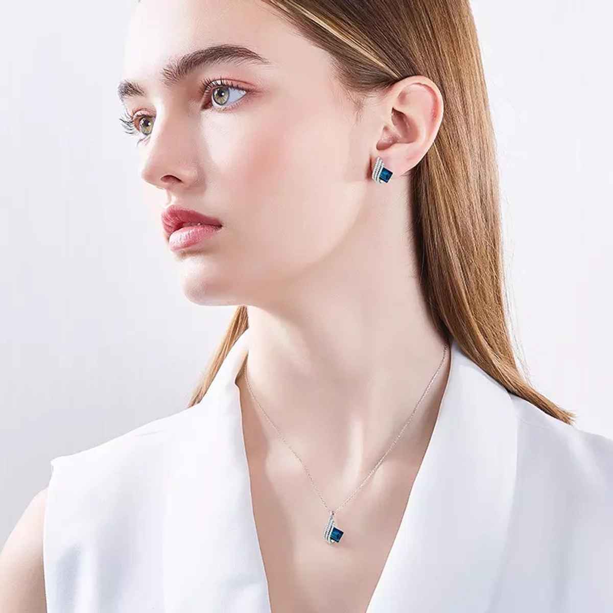 Shining Diva Fashion Angel Wings Platinum Plated Crystal Necklace Set for Women and Girls | 14622s