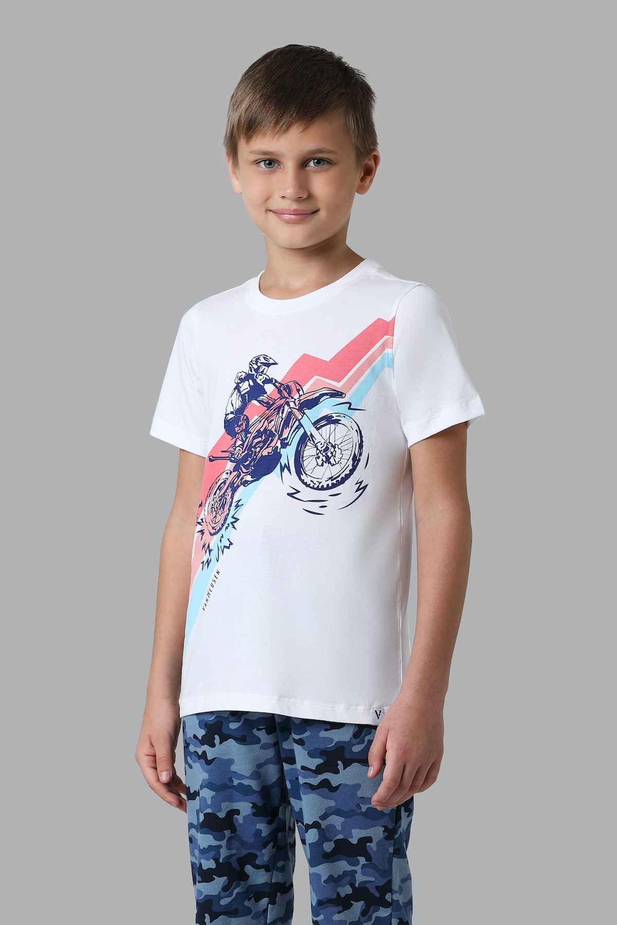 Van Heusen Boys Smart Tech Easy Stain Release T-Shirt | White | 5 to 6 years