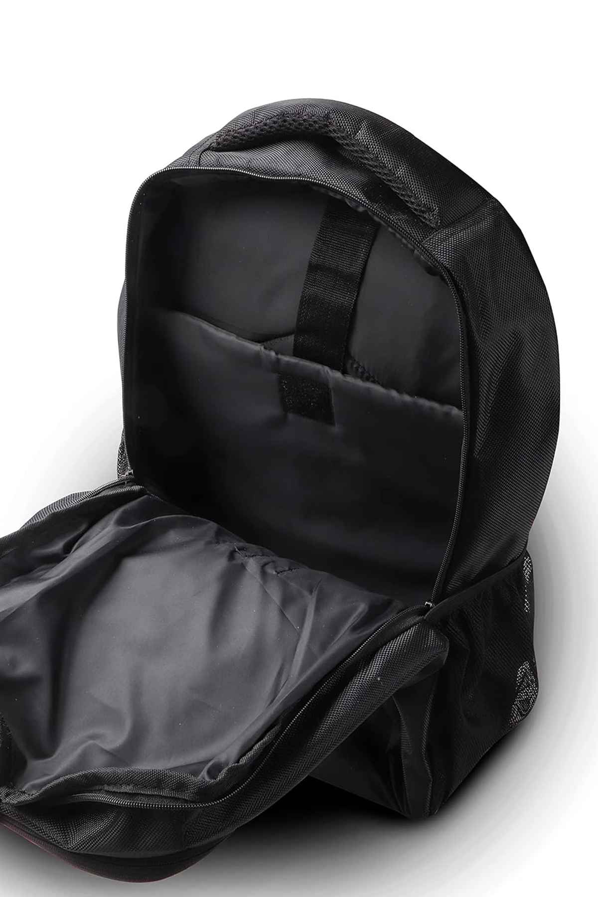 Police Men's Solid Nylon 20 L Top Handle Backpack | Black - M