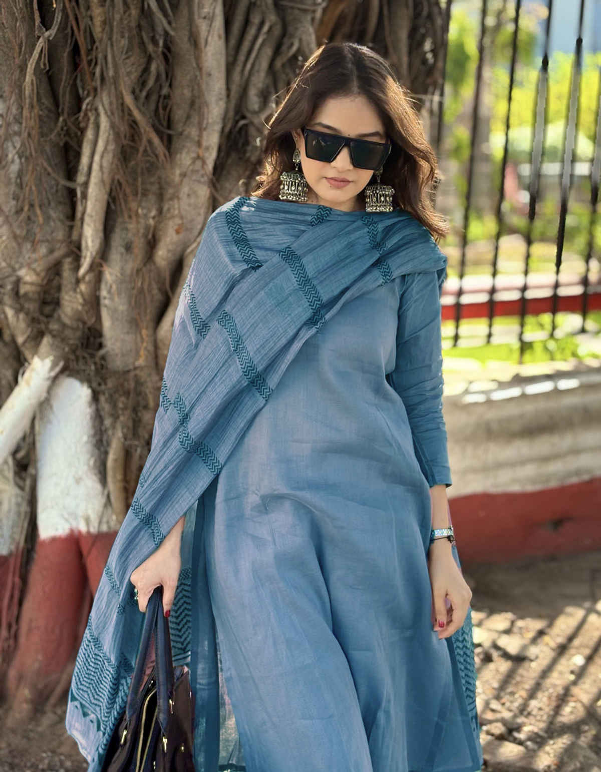 GoSriKi Women's Viscose Rayon Straight Solid Kurta with Pant & Dupatta | RAJA SAAB | Blue - S