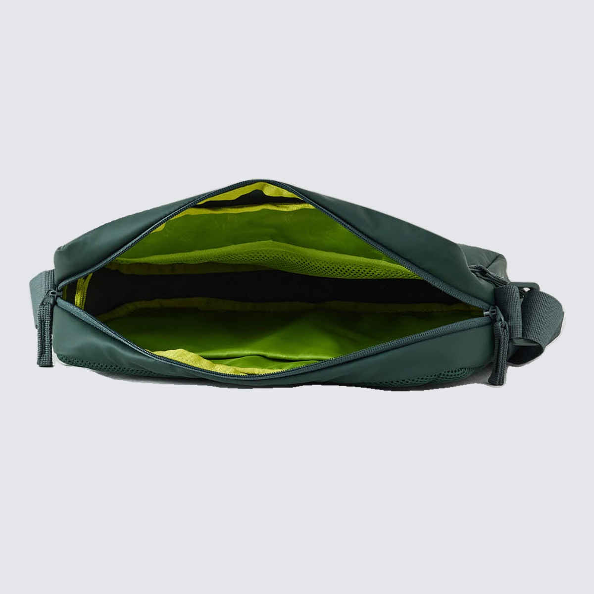 Wildcraft Unisex Solid Polyester 5.5 L Sling Bag | Green - M