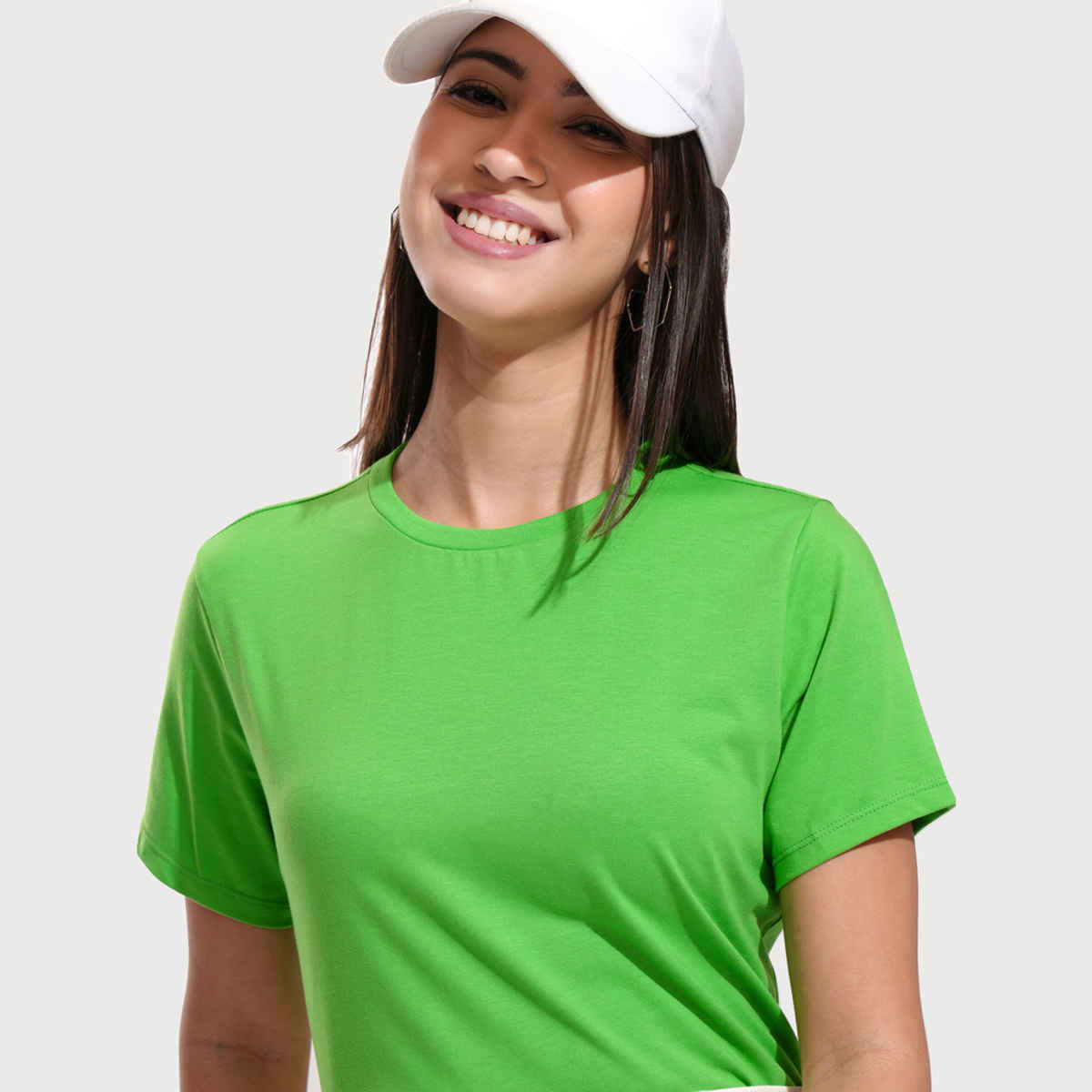 Tokyo Talkies Women's Solid Crew Neck Short Sleeve T-shirt | Green - XL