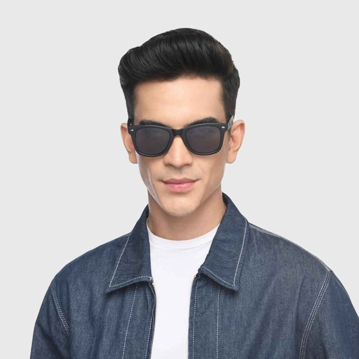 Vincent Chase By Lenskart Unisex Polycarbonate Wayfarer Sunglasses | Black - L