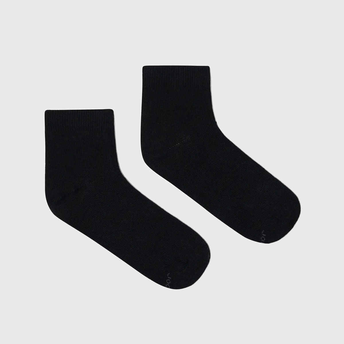Jockey Unisex Solid Cotton, Nylon and Elastane Ankle Socks | Black | 9 - 10 years