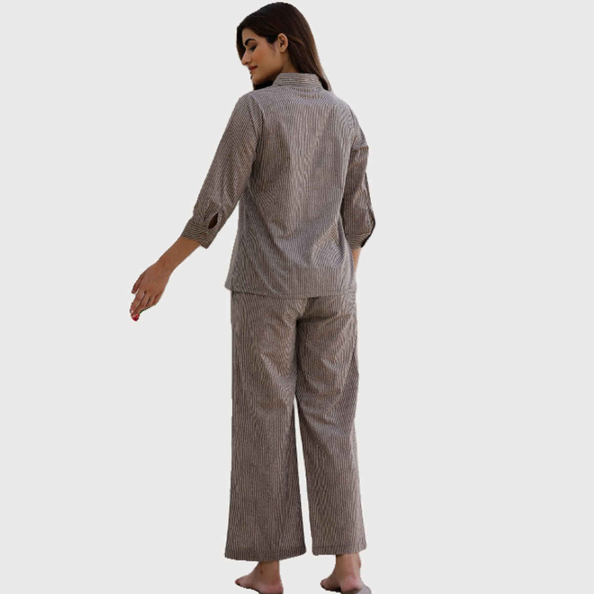 Sanskrutihomes Women Striped Shirt Collar Pure Cotton Beige Night Suit SE-NSP-615 | L