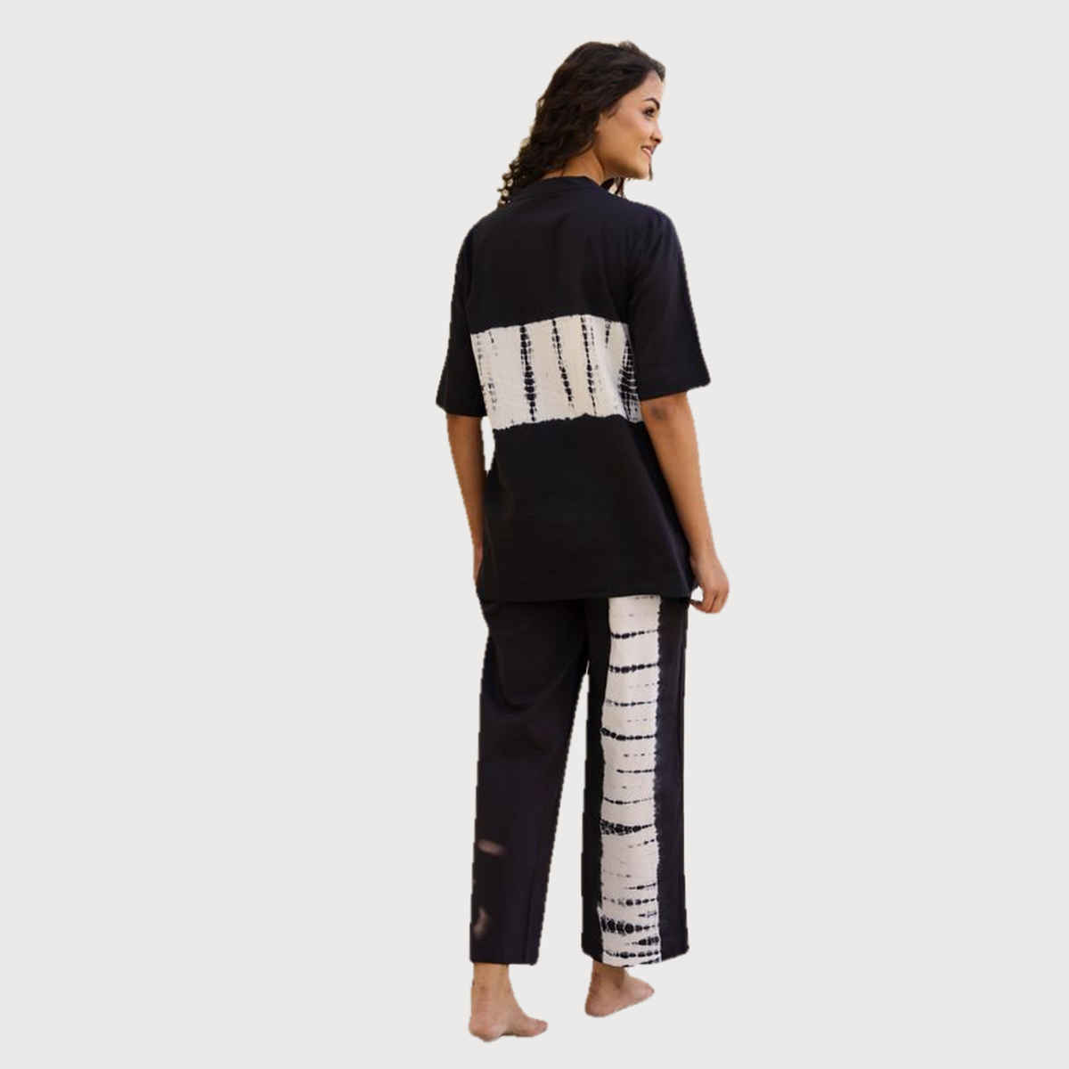 Sanskrutihomes Black Tie And Dyed Pure Cotton Night Suit - S