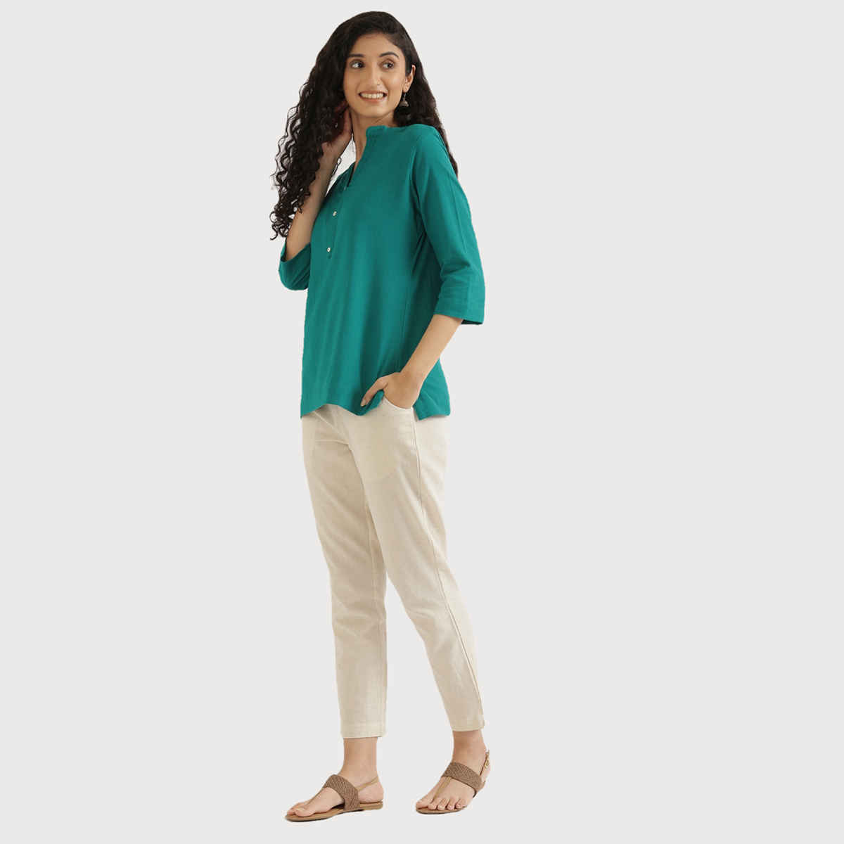 Saadaa Women's Short Airy Linen Kurta | Teal - M