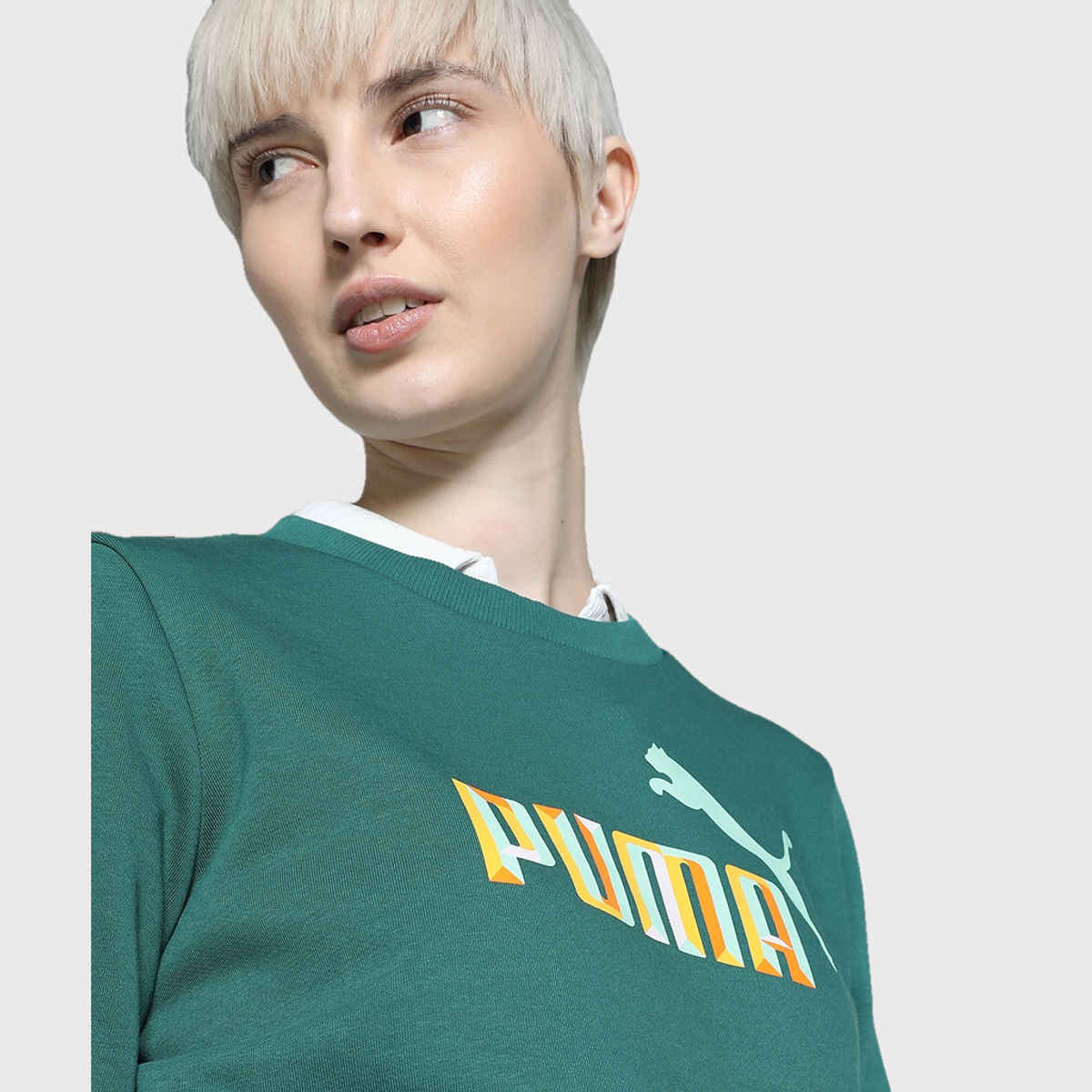 Puma Women's Sweatshirt Crew-Neck Graphics - Green | M