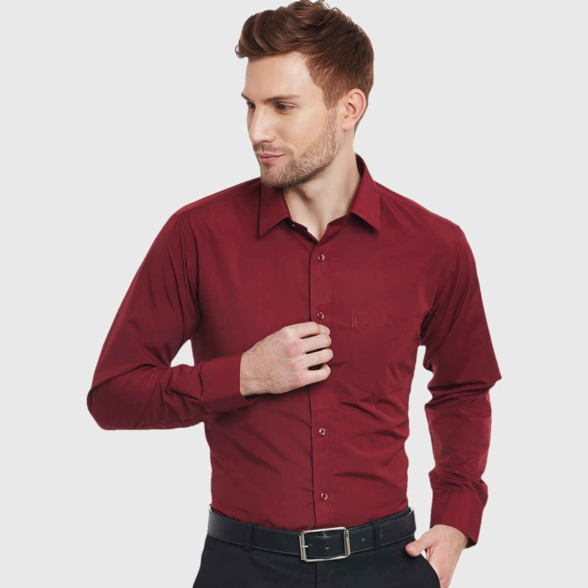 English Navy Men Maroon Solid Slim Fit Formal Shirt-44