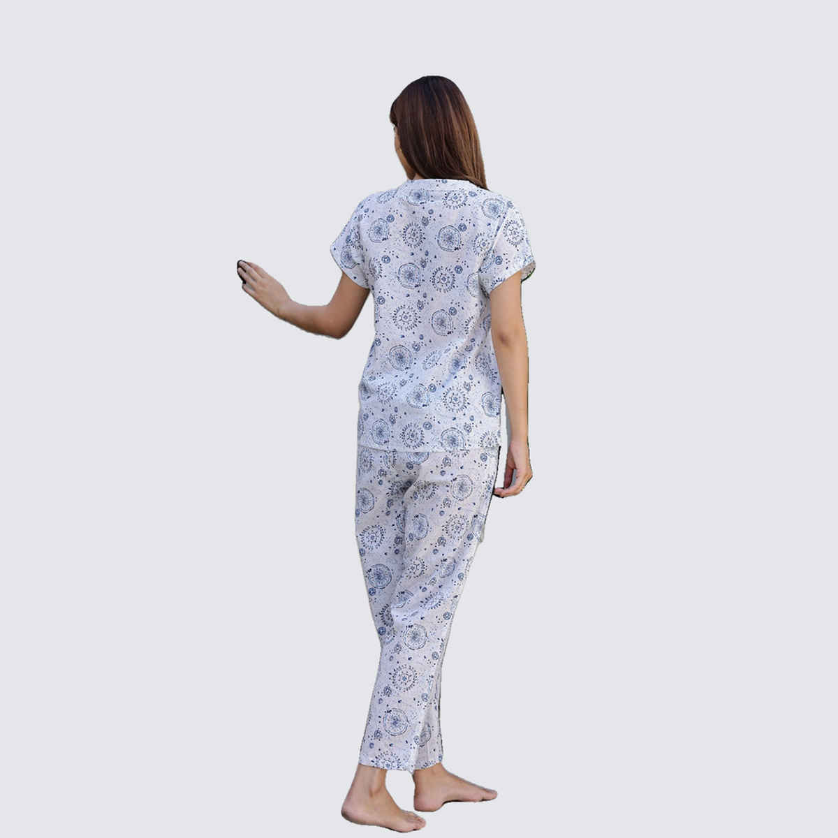 Sanskrutihomes Women Ethnic Motifs Printed Pure Cotton White Night Suit SE-NSP-519 | L