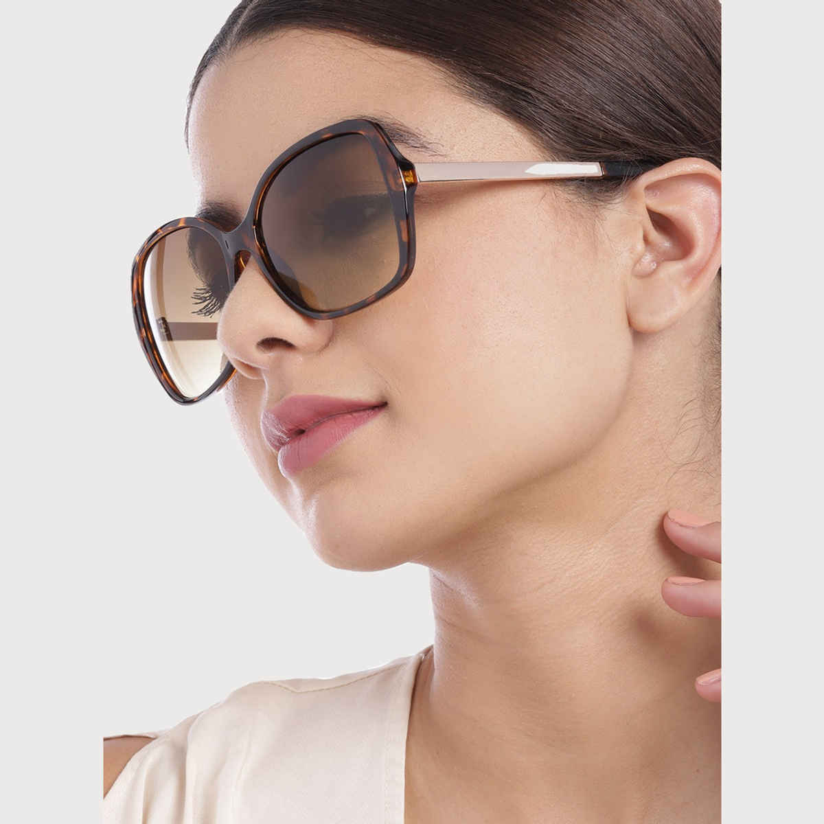 Carlton London Women Yellow Lens & Brown Oversized Sunglasses UV Protected Lens CLSW007