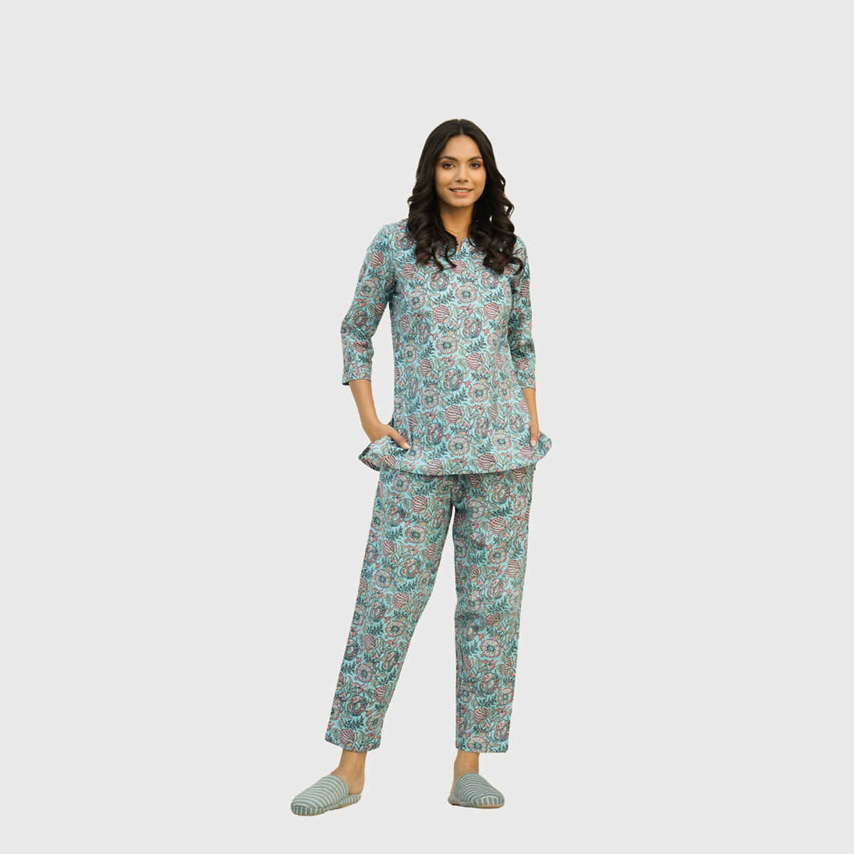Sanskrutihomes Women's Printed Pure Cotton Night Suit | Turquoise Blue - M