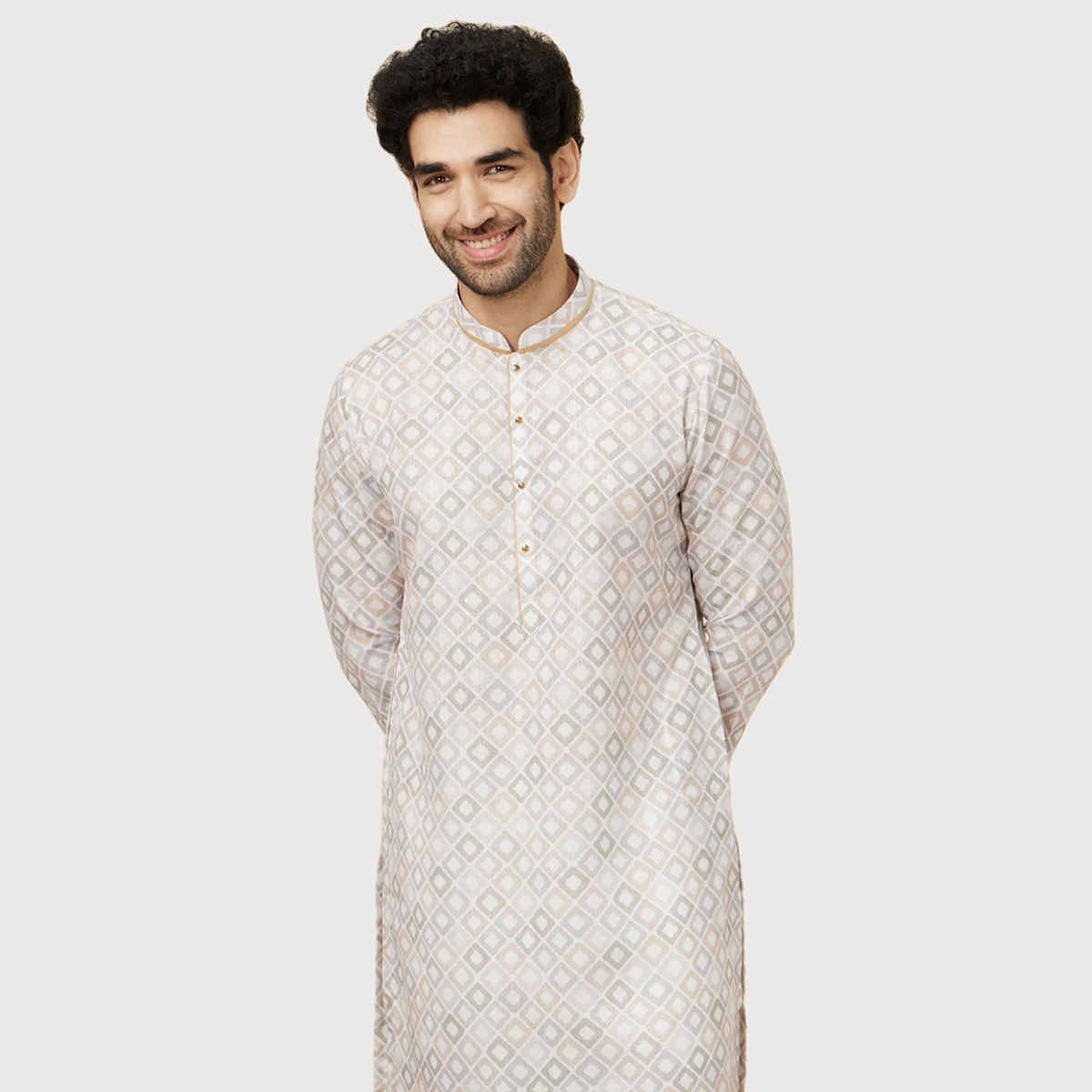 Manyavar Cream Blended Cotton Self Design Kurta | M