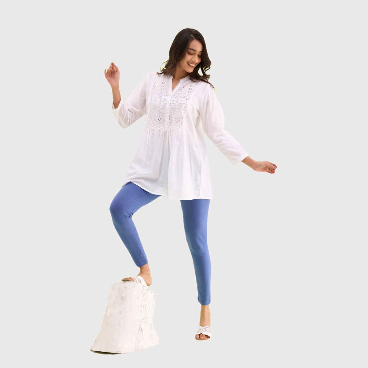 Go Colors Women's Solid Mid Rise Ankle Length Leggings | Jeans Blue - S