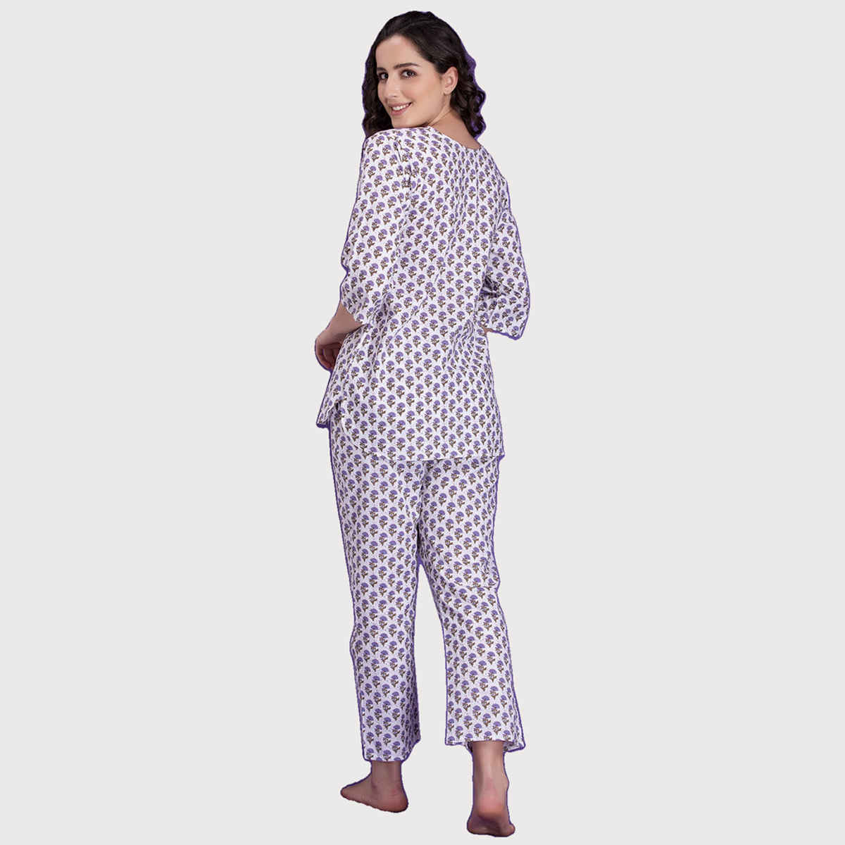 Clovia Pretty Florals Top & Pyjama - 100% Cotton(Blue - M)