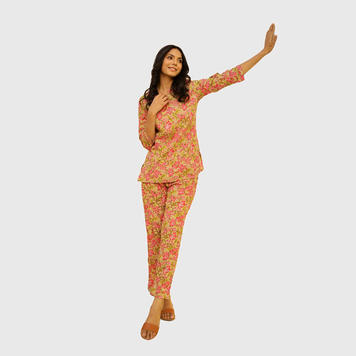 Sanskrutihomes Women Printed Pure Cotton Night Suit | Beige | L