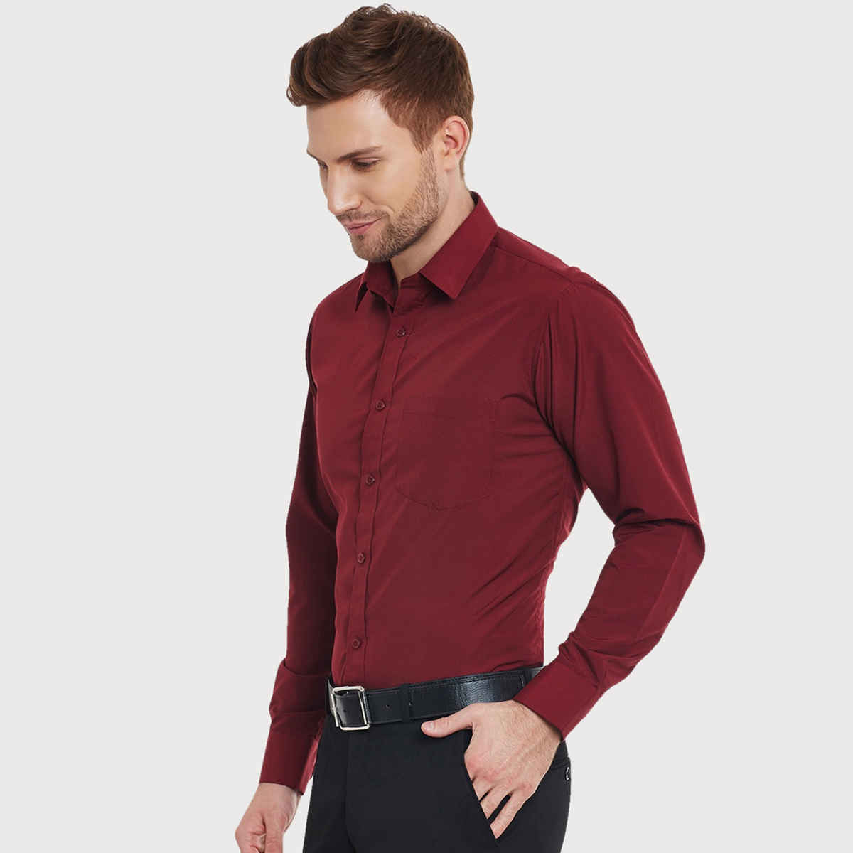 English Navy Men Maroon Solid Slim Fit Formal Shirt-44