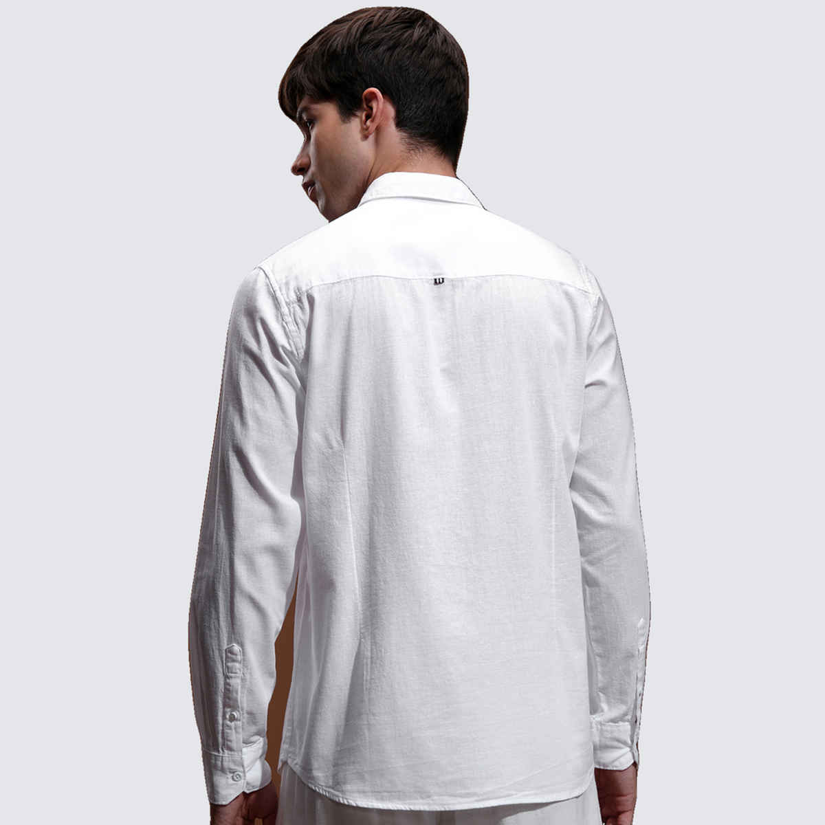 Highlander Men's Slim Fit Casual Shirt | White - L