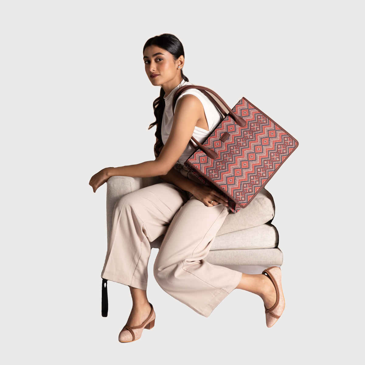 Zouk Gwalior Weaves Book Tote - Multicolour