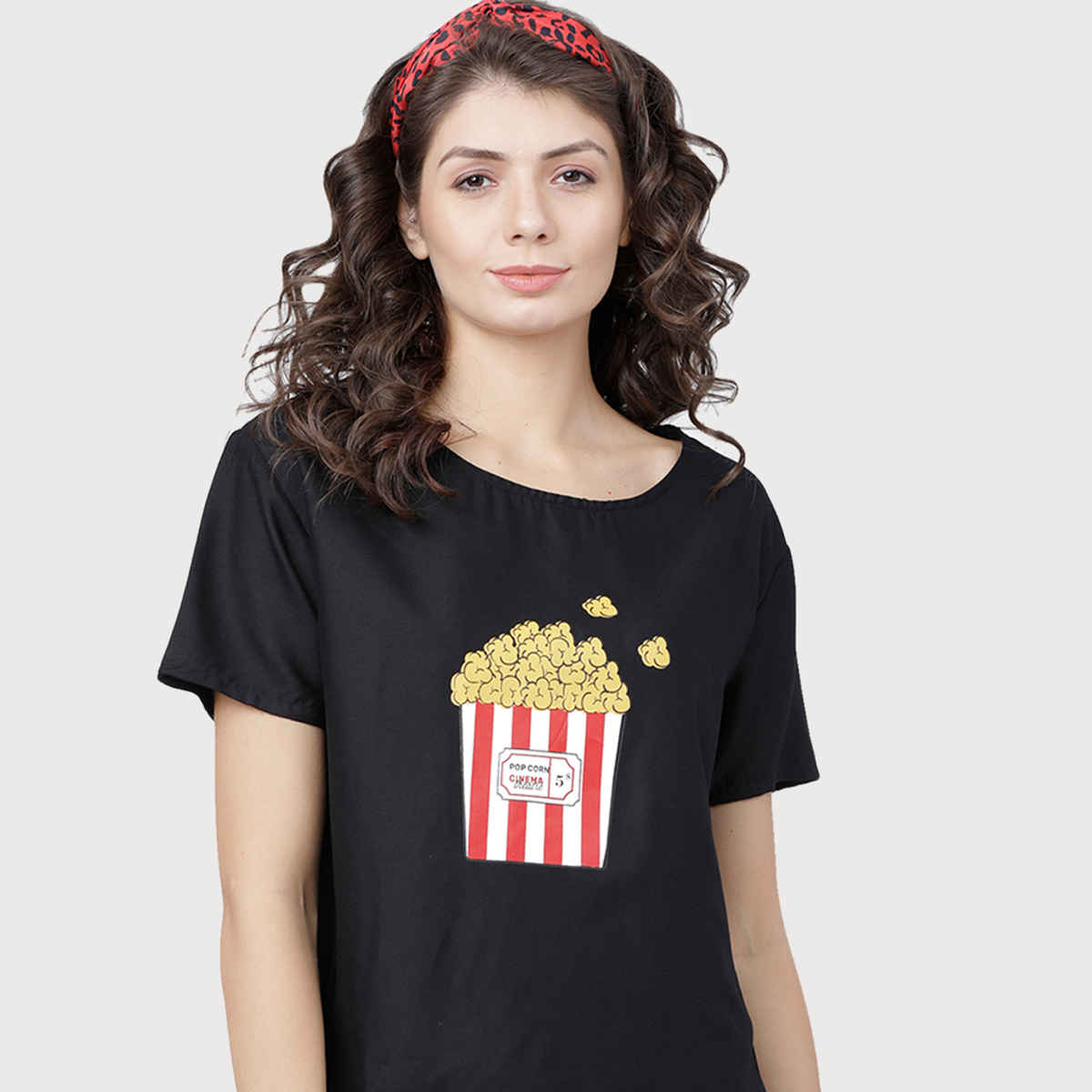 Tokyo Talkies Women's Graphic Printed Round Neck T-Shirt | Black and Red - S