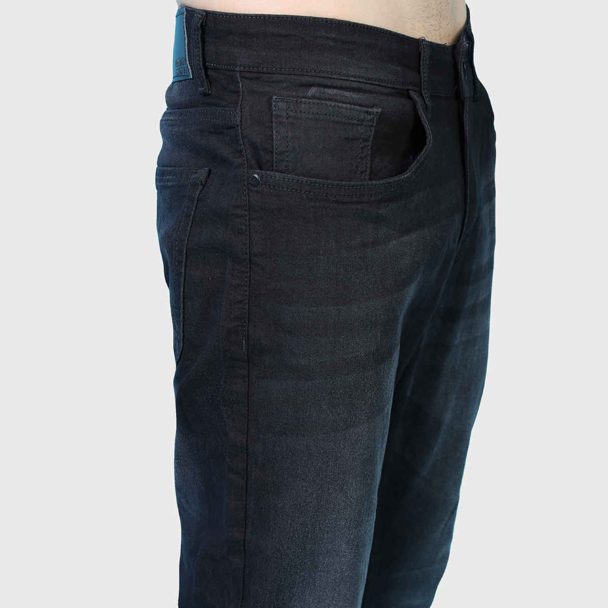 Highlander Men's Tapered Fit Mid-Rise Clean Look Stretchable Jeans | Black - 34