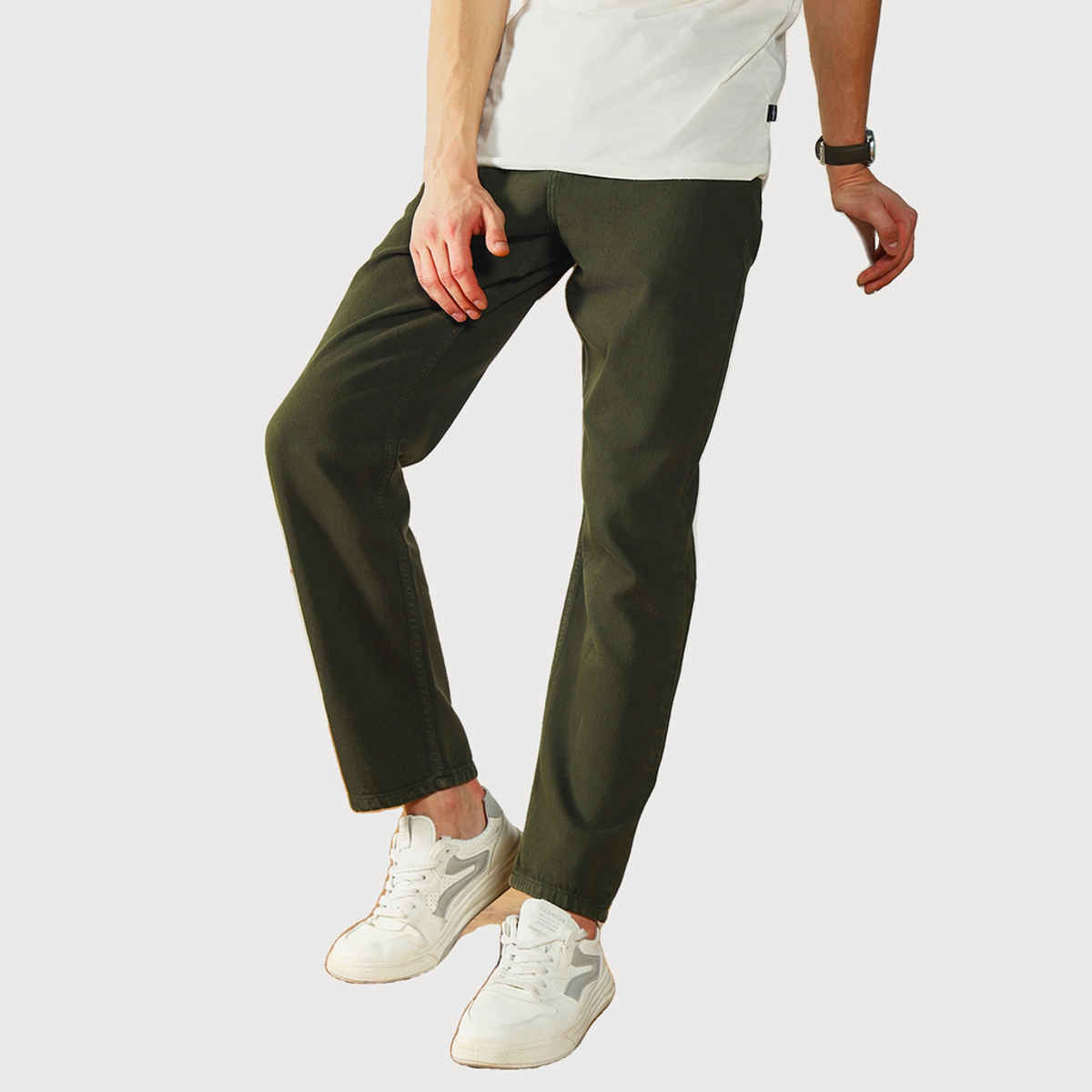 Dennis Lingo Men's Relaxed Fit Mid-Rise Clean Look Jeans | Olive | 34