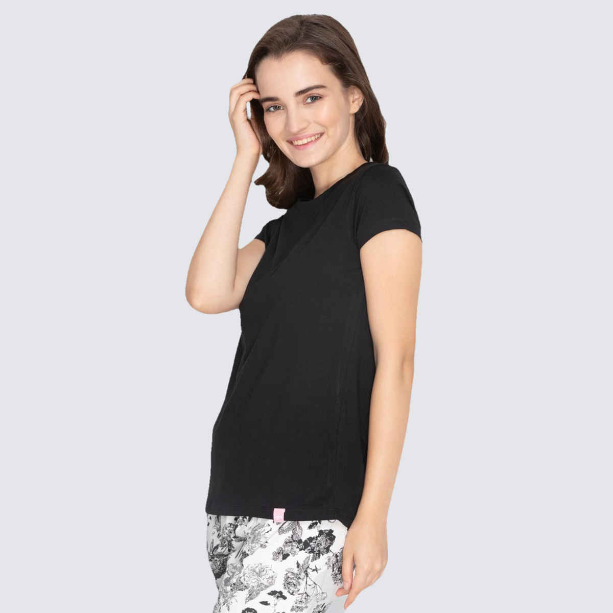 Lyra Women's T-shirt Round Neck Solid | Black - XL