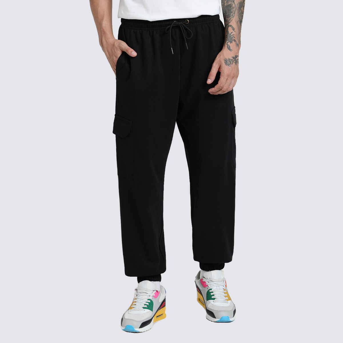 VEIRDO Men's Solid Regular Cargo with Side Pocket | VDMBW0300002 | Black - L