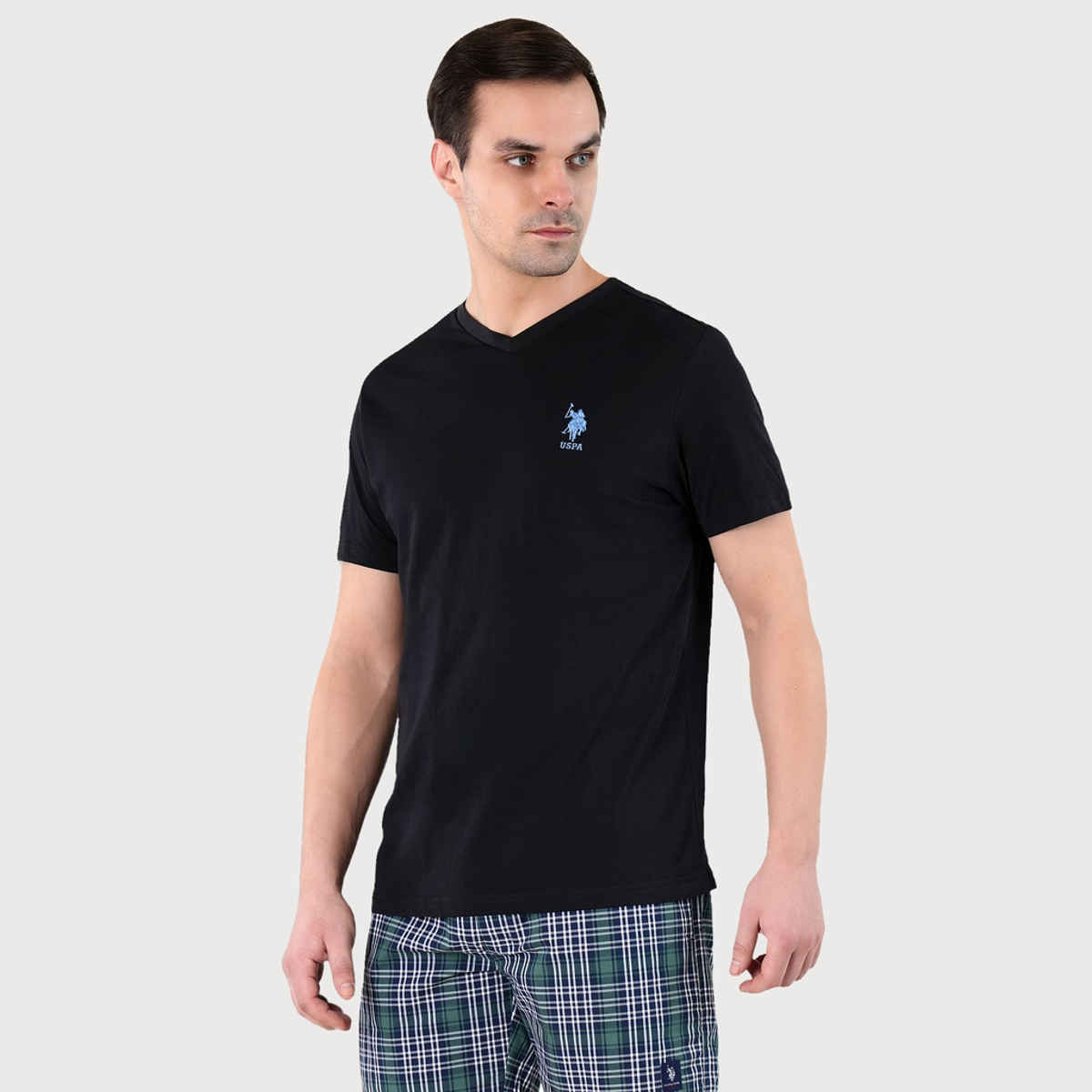 U.S. Polo Assn. Men's V-Neck Embroidered Logo Lounge T-Shirt | Black - L