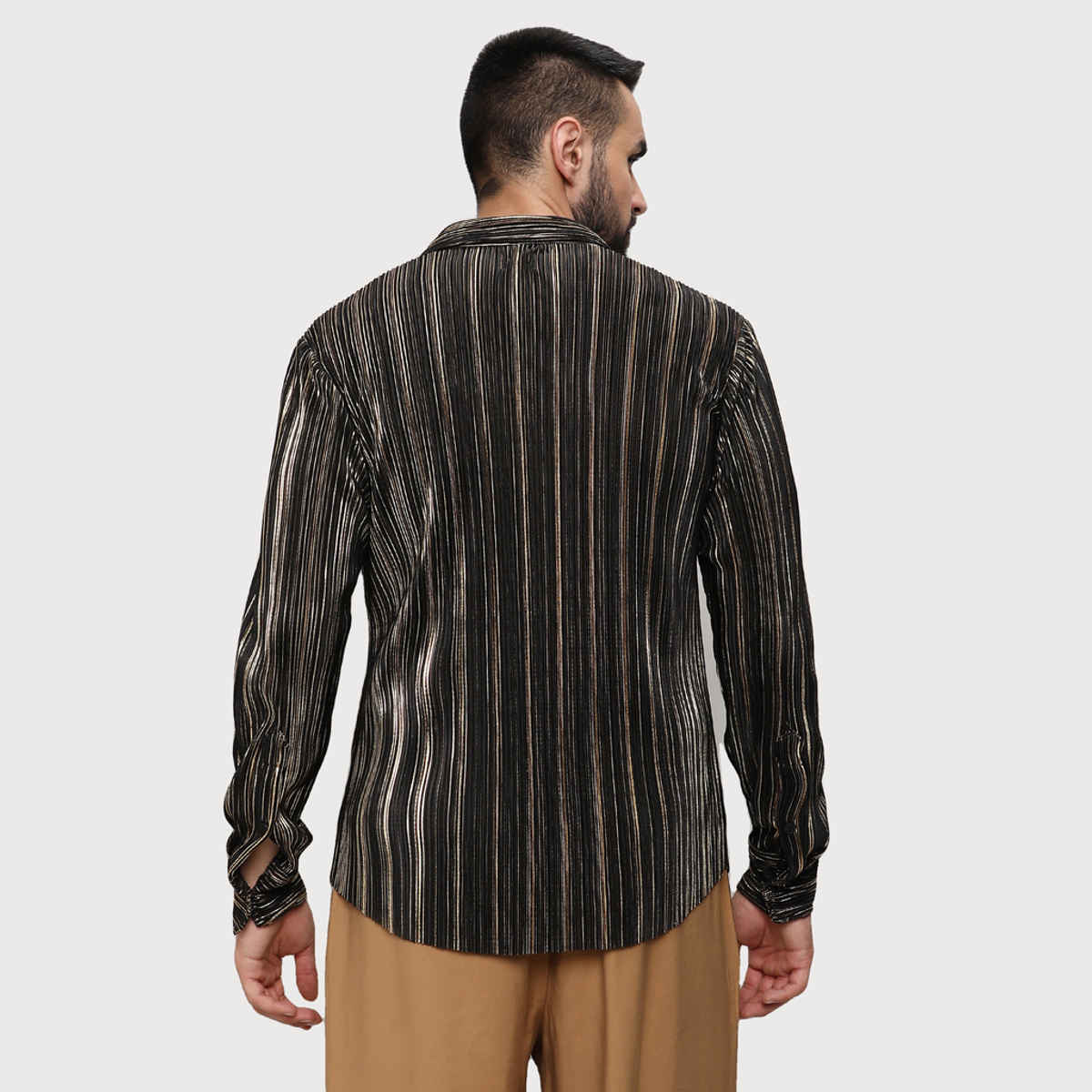 Campus Sutra Men's Pleat - Creased Shirt | Jet Black & Metallic Gold - S