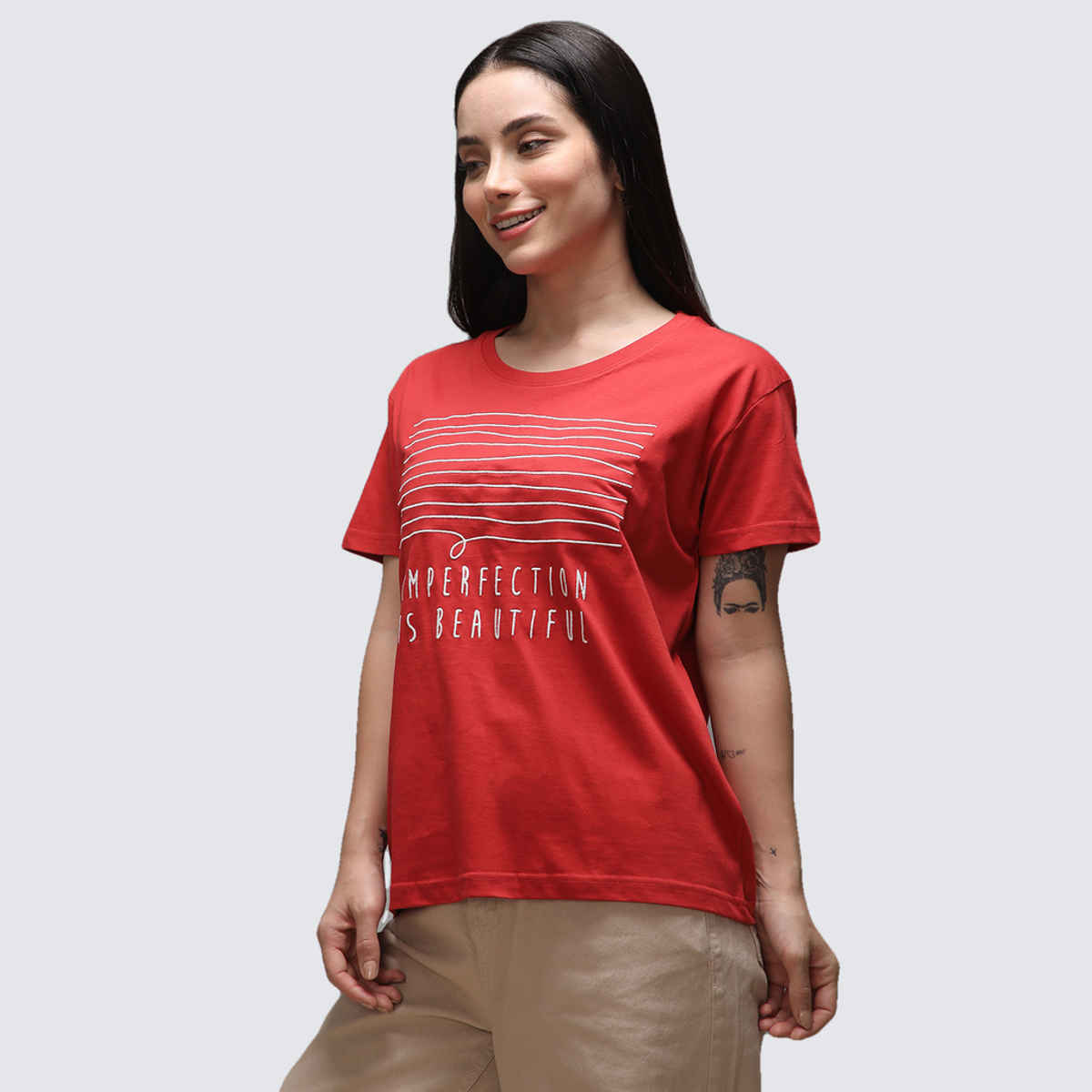 Dillinger Women's Short Sleeve Boxy Regular Embroidery T-shirt | Red - L